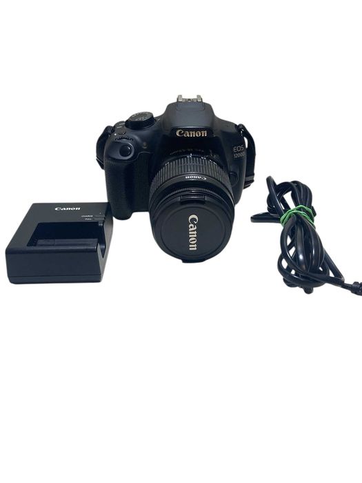 Aparat Canon EOS 1200D + Obiektyw Canon 18-55mm