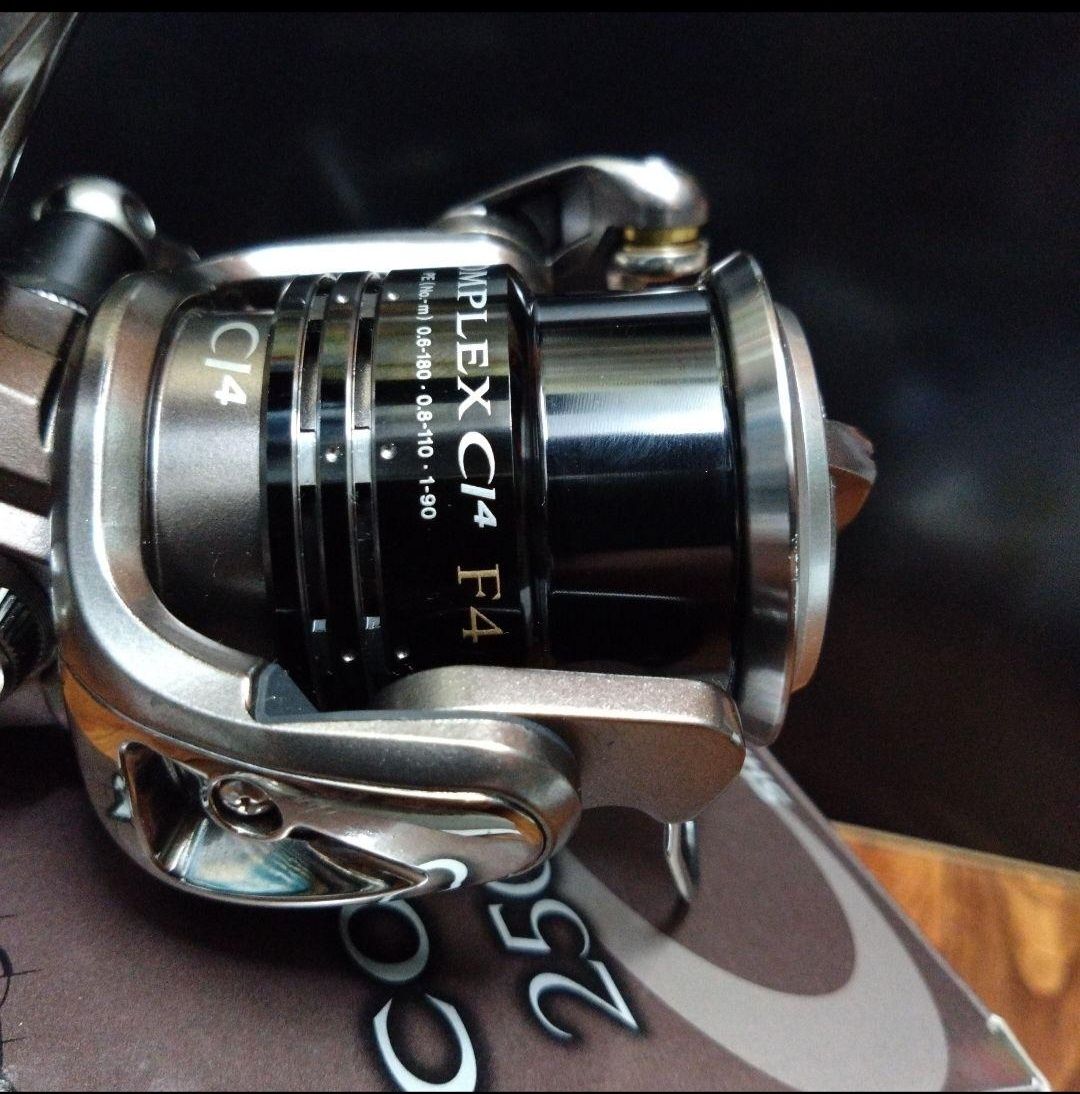 Катушка  Shimano COMPLEX CI4