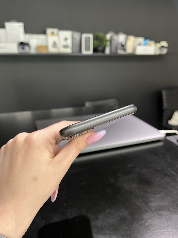 iPhone 11 64gb Black