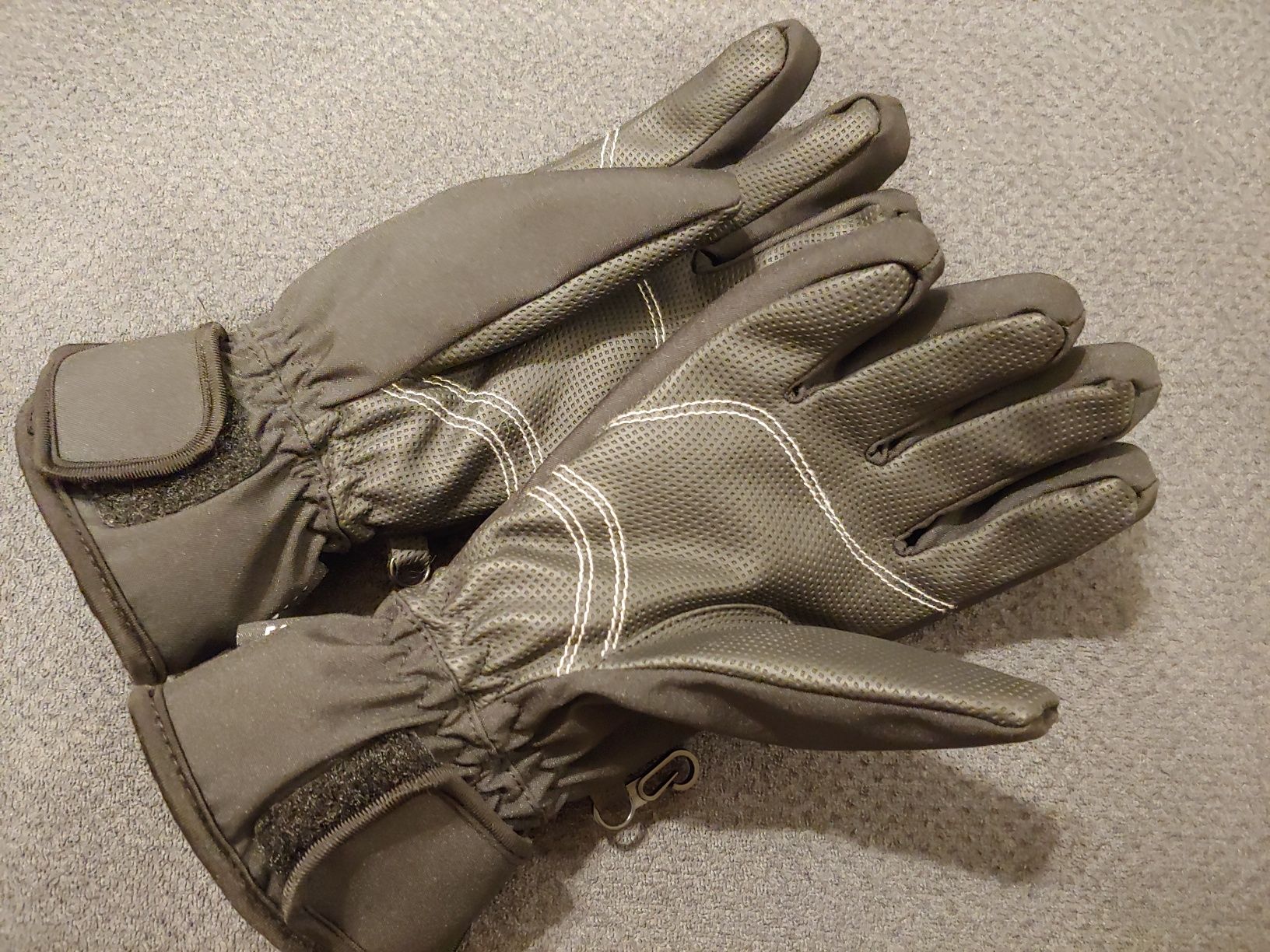 Nowe Rękawiczki rękawice damskie na śnieg roz. XS