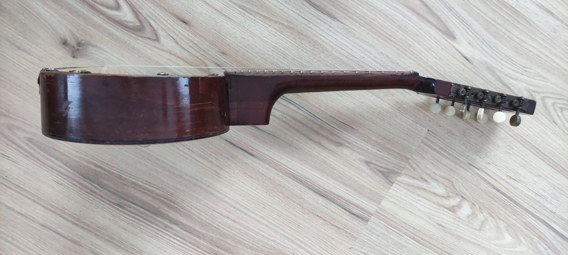 Banjo (bandżo), bandżola dla laików dziwna mandolina