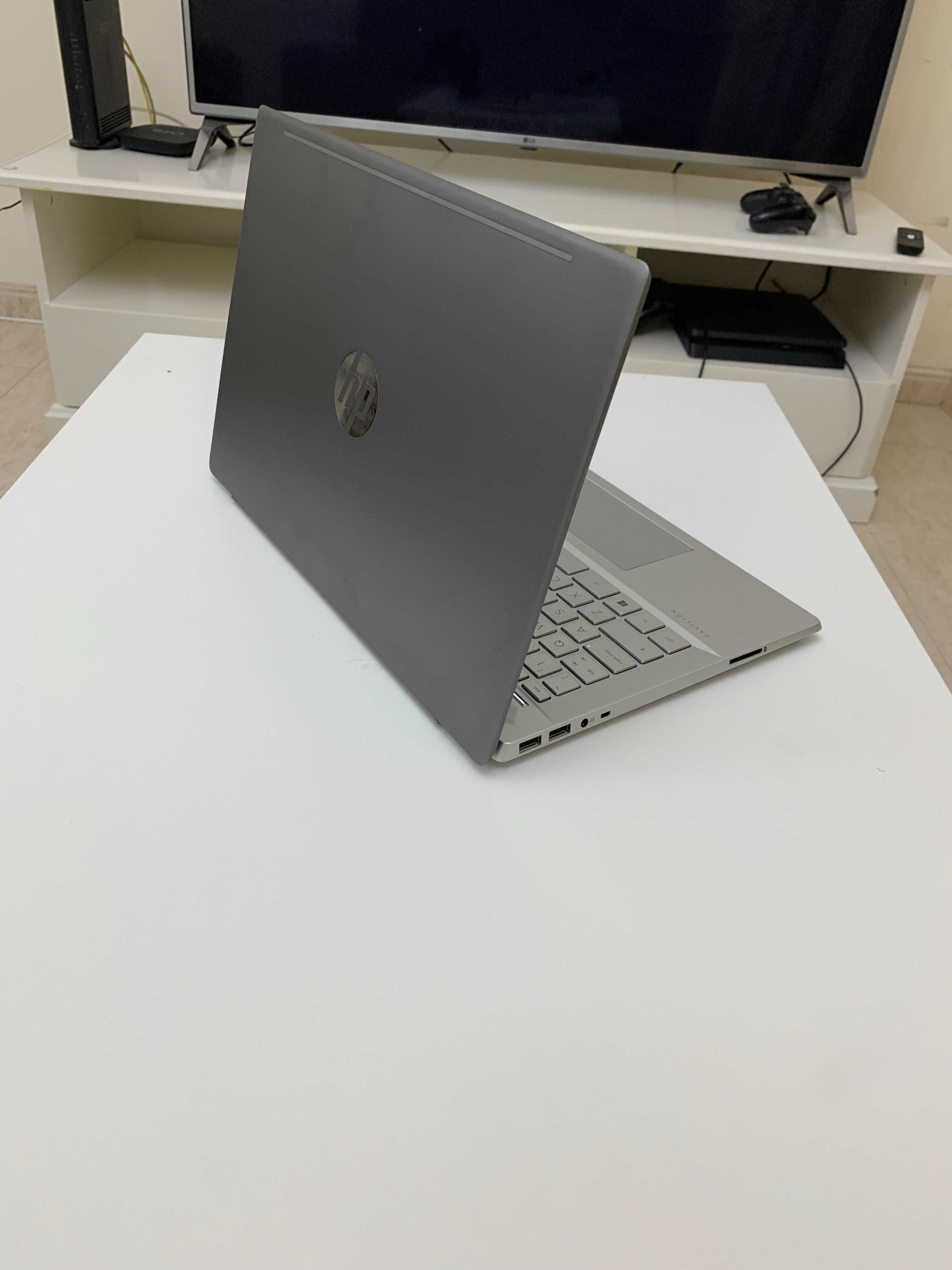 computador HP Pavilion, 10 gen, i3