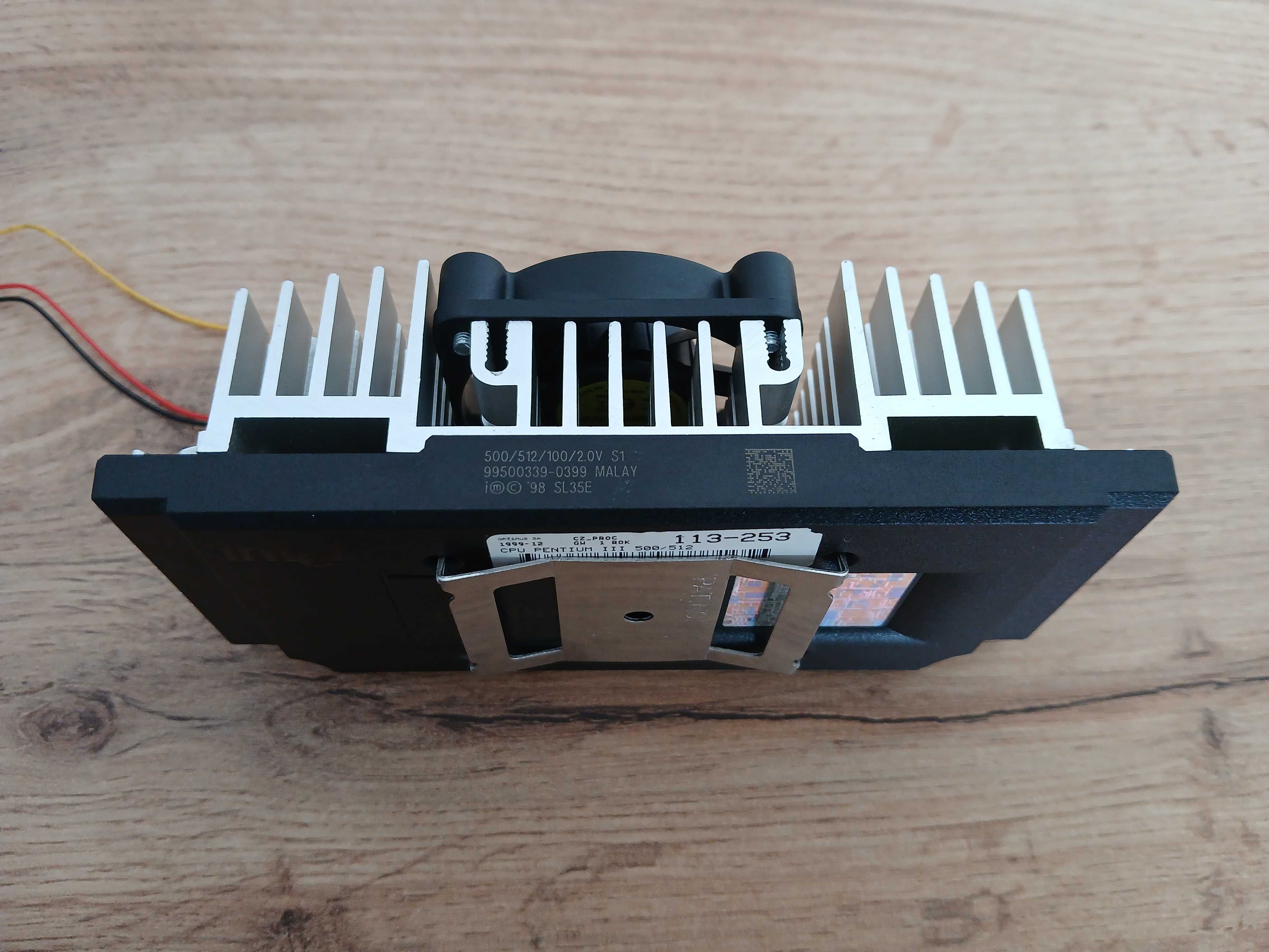 Procesor PENTIUM III 500 MHz SLOT1 + Cooler - STAN BDB - 100% sprawny