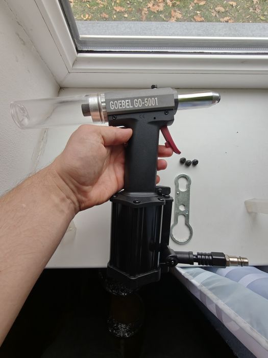 Заклепочник пневмогидравлический відривна заклепка  GOEBEL GO-5001