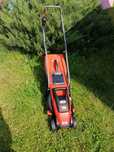 Газонокосарка (газонокосилка) ел. Black & Decker EMax34i