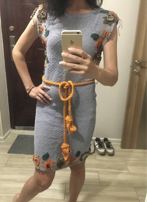 Красивое праздничное платье 42 размер