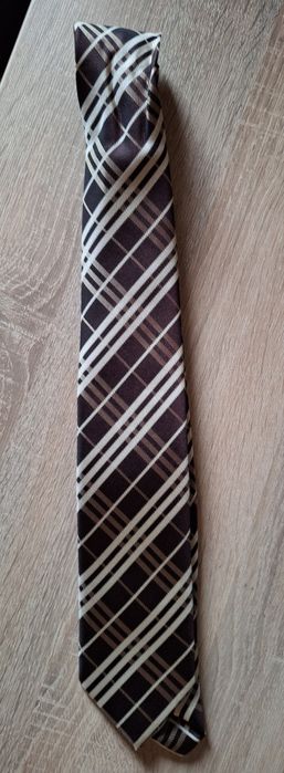 elegancki krawat dla eleganckiego Faceta