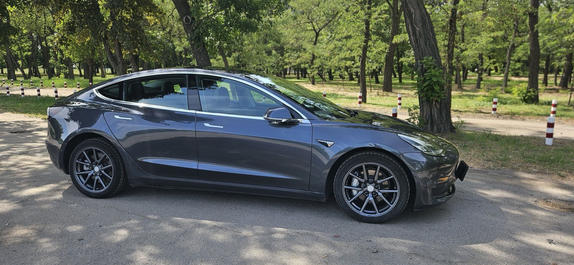 Tesla model 3 long range dual motor