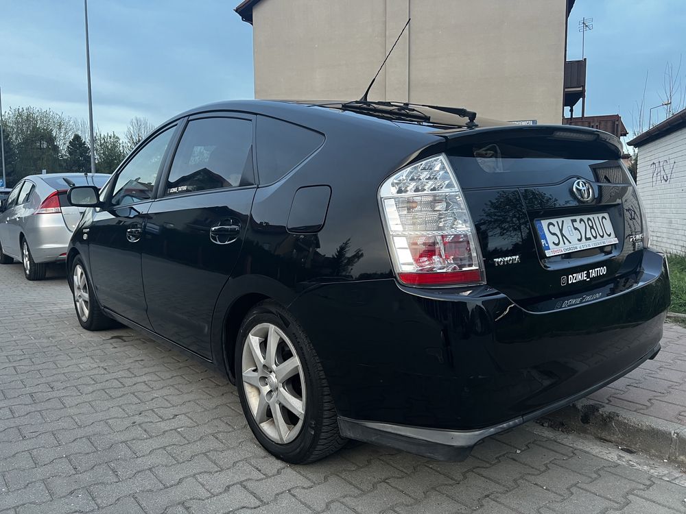 Toyota Prius hybryda+LPG, skóra, kamera, bezwypadkowy