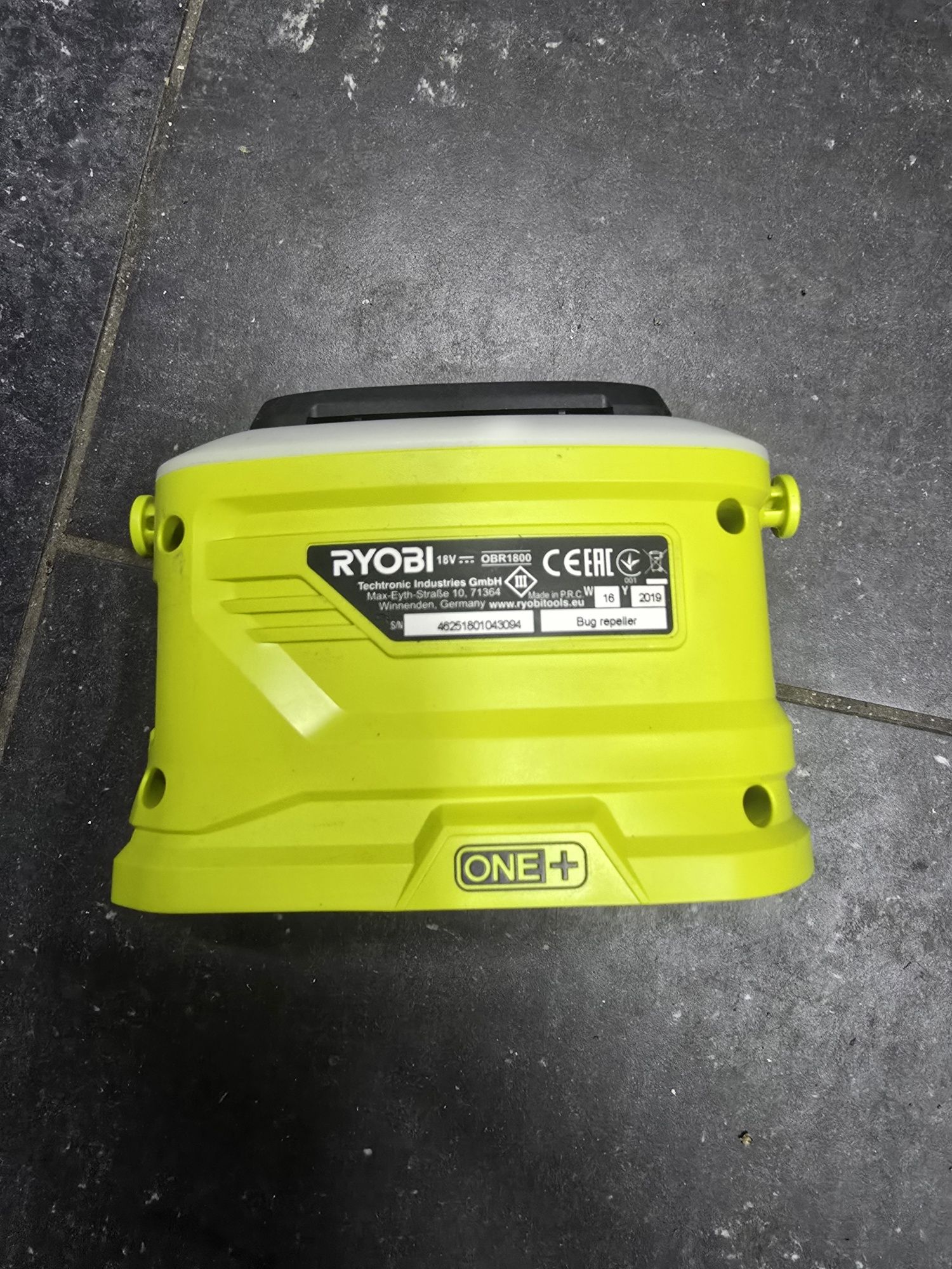 Lampka przeciw owadom Ryobi