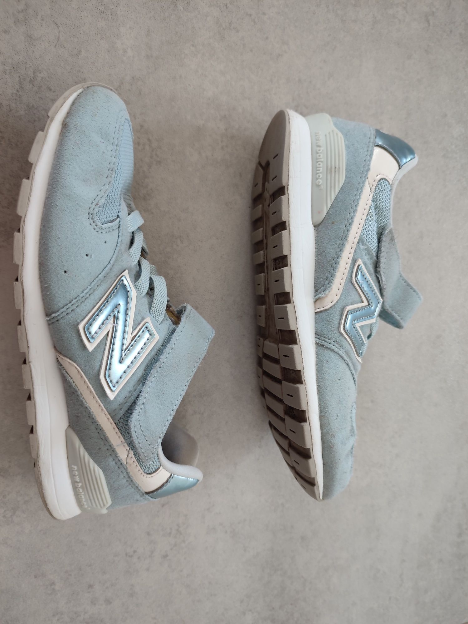 Buty dziecięce NEW BALANCE 996 rozm 33.5, wkładka 20 cm