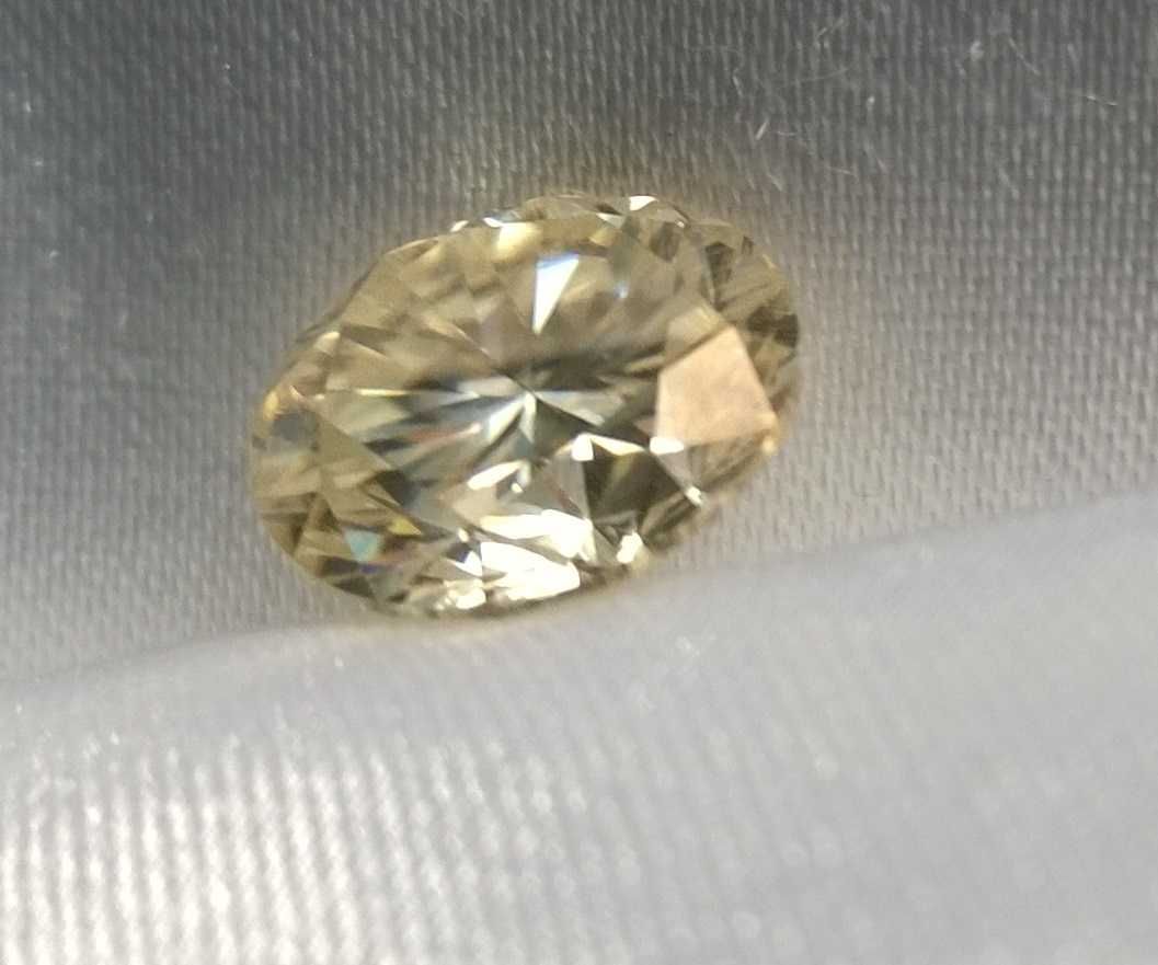 Moissanit  3.5 CT ,  9.98 mm , VVS1  -  J-K - MOISSANITE