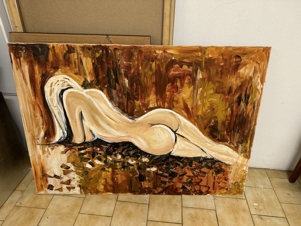 Quadro mulher em tons vermelho