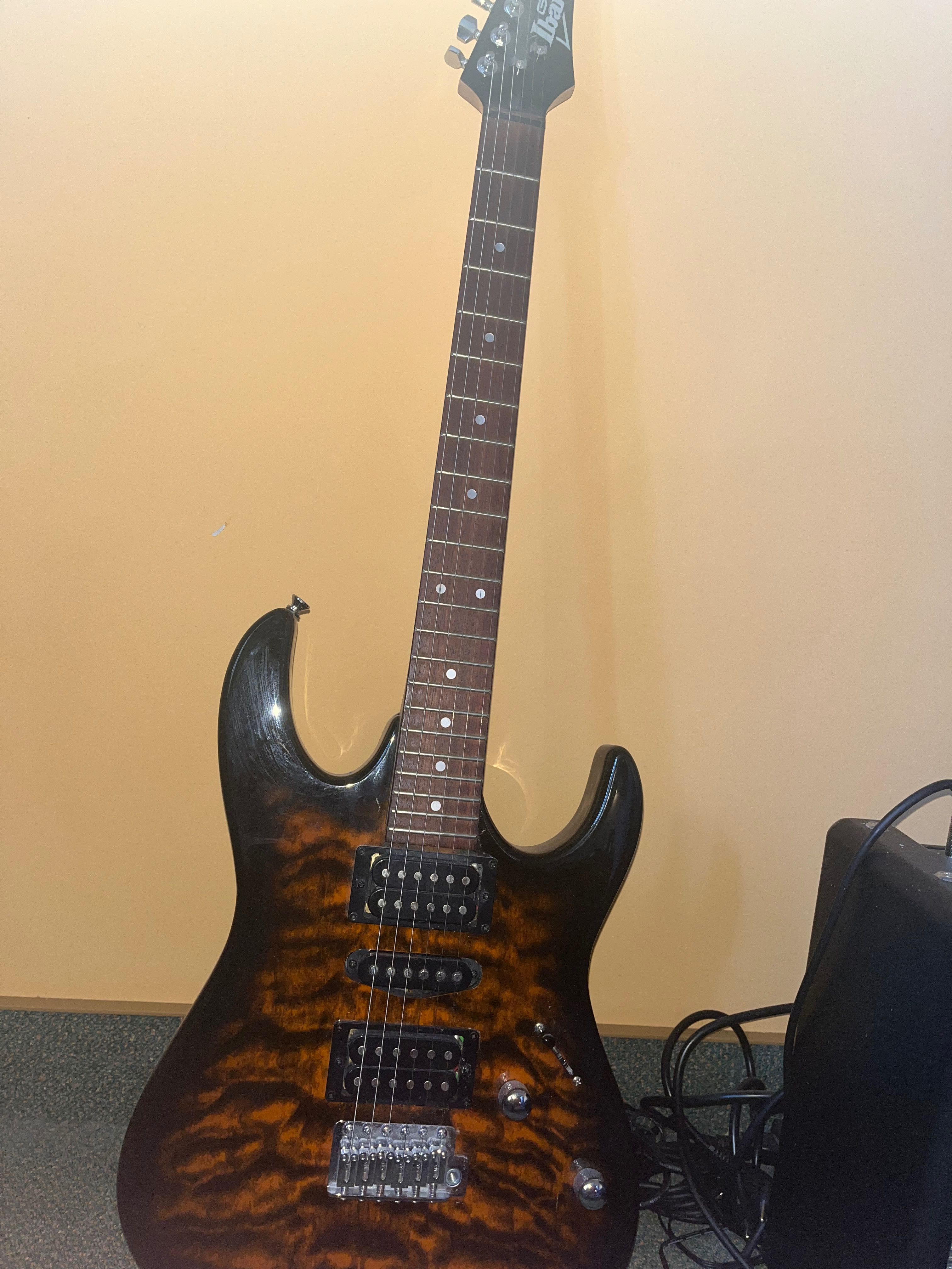 Gitara Ibanez + NUX 20BT