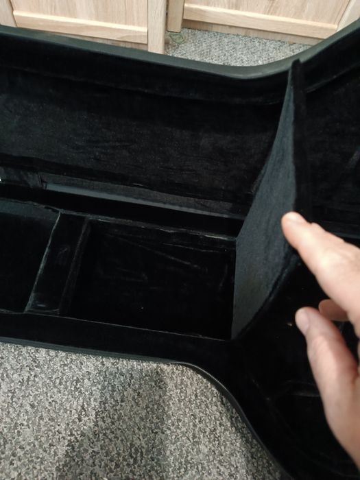 Кейс для бас гитары