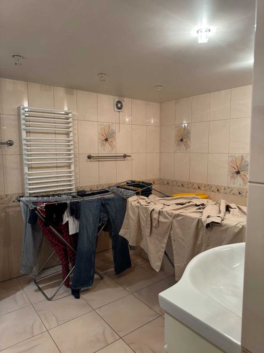 Продається особняк м.Бурштин.Вартий вашої уваги!