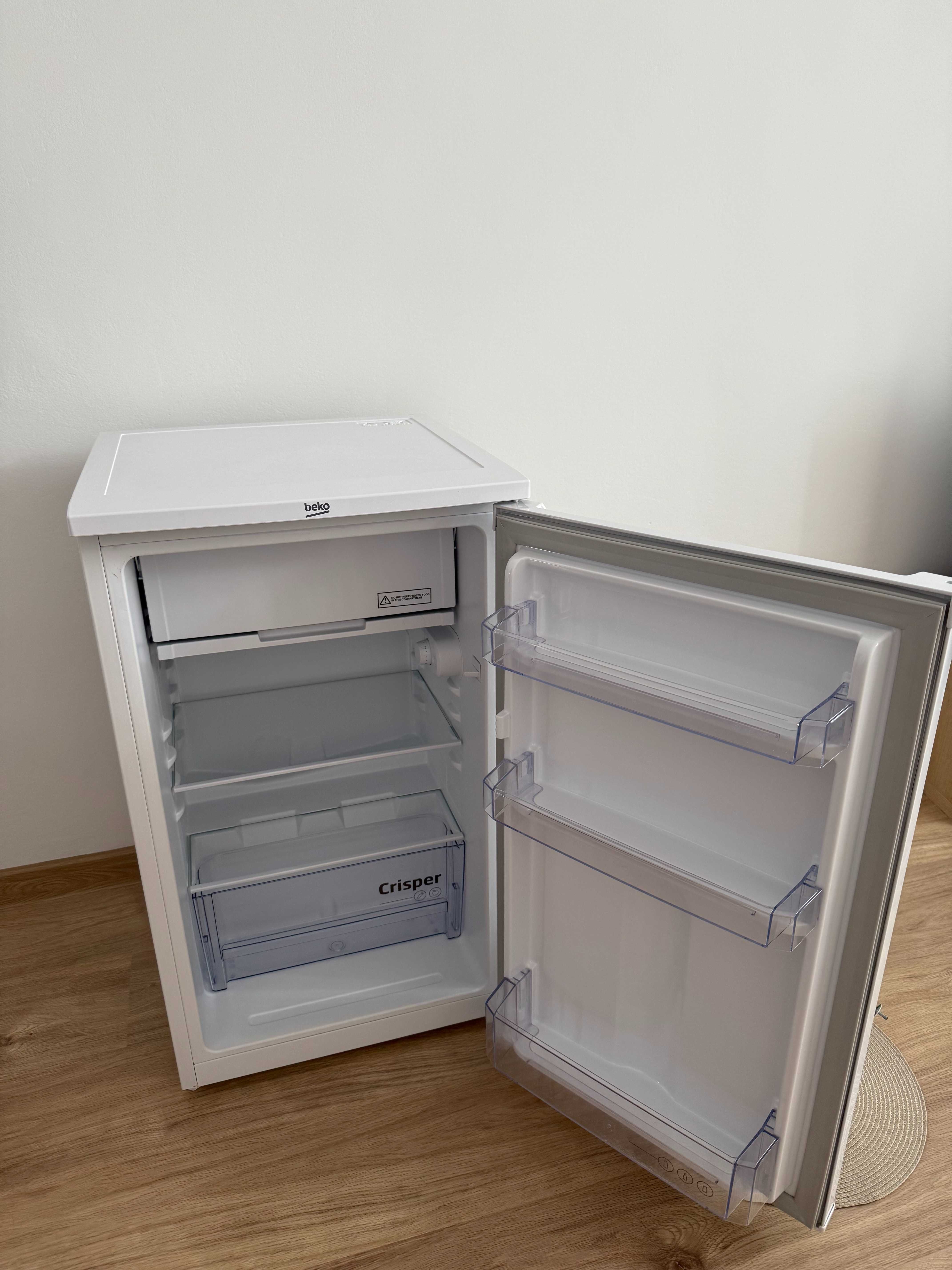 Lodówka BEKO TS190340N 81.8cm Biała