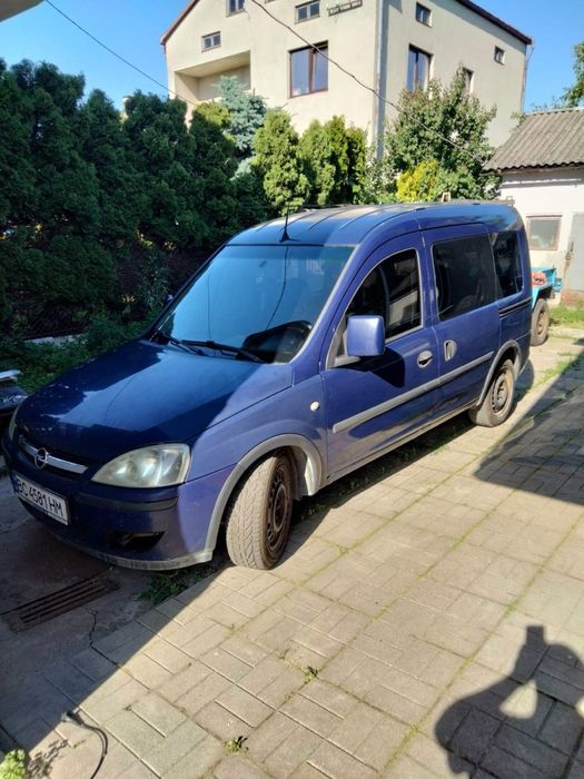 Опель комбо Opel