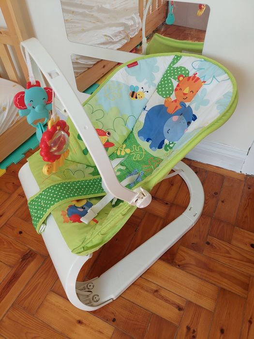 Fisher-Price Espreguiçadeira Conforto e Diversão Animais da Selva