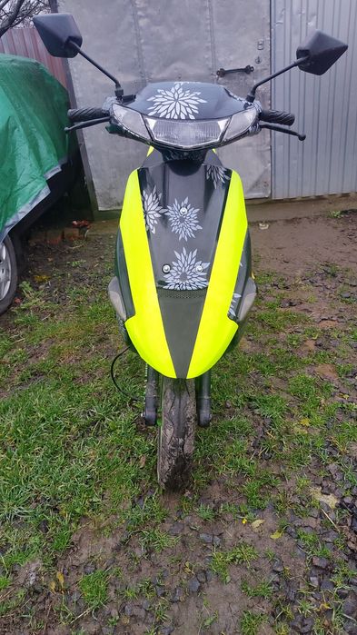 Продам скутер повністю на ходу