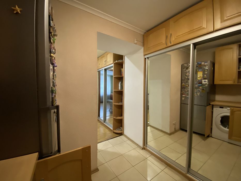 Пр Науки/ Гагарина 3 рн Сильпо нагорка центр