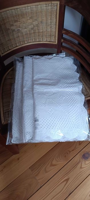 Poszewka koronkowa dekoracyjna biała 45/45