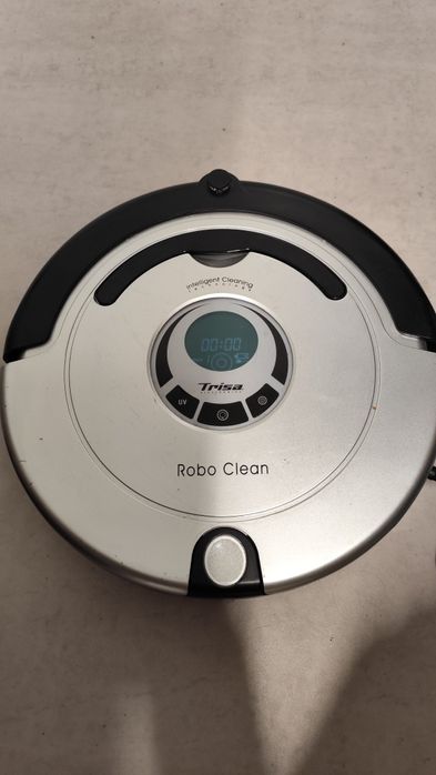 Робот пилесос Trisa 9449 пилесмок автоматичний