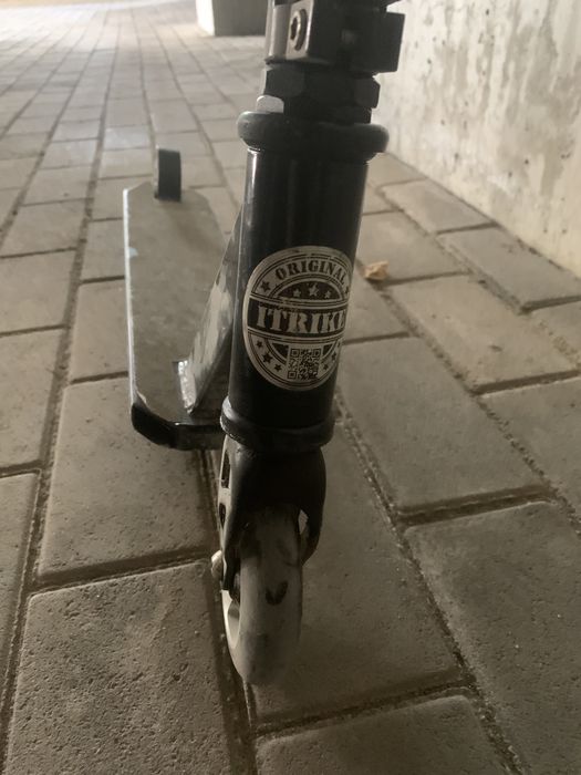 Трюковий самокат