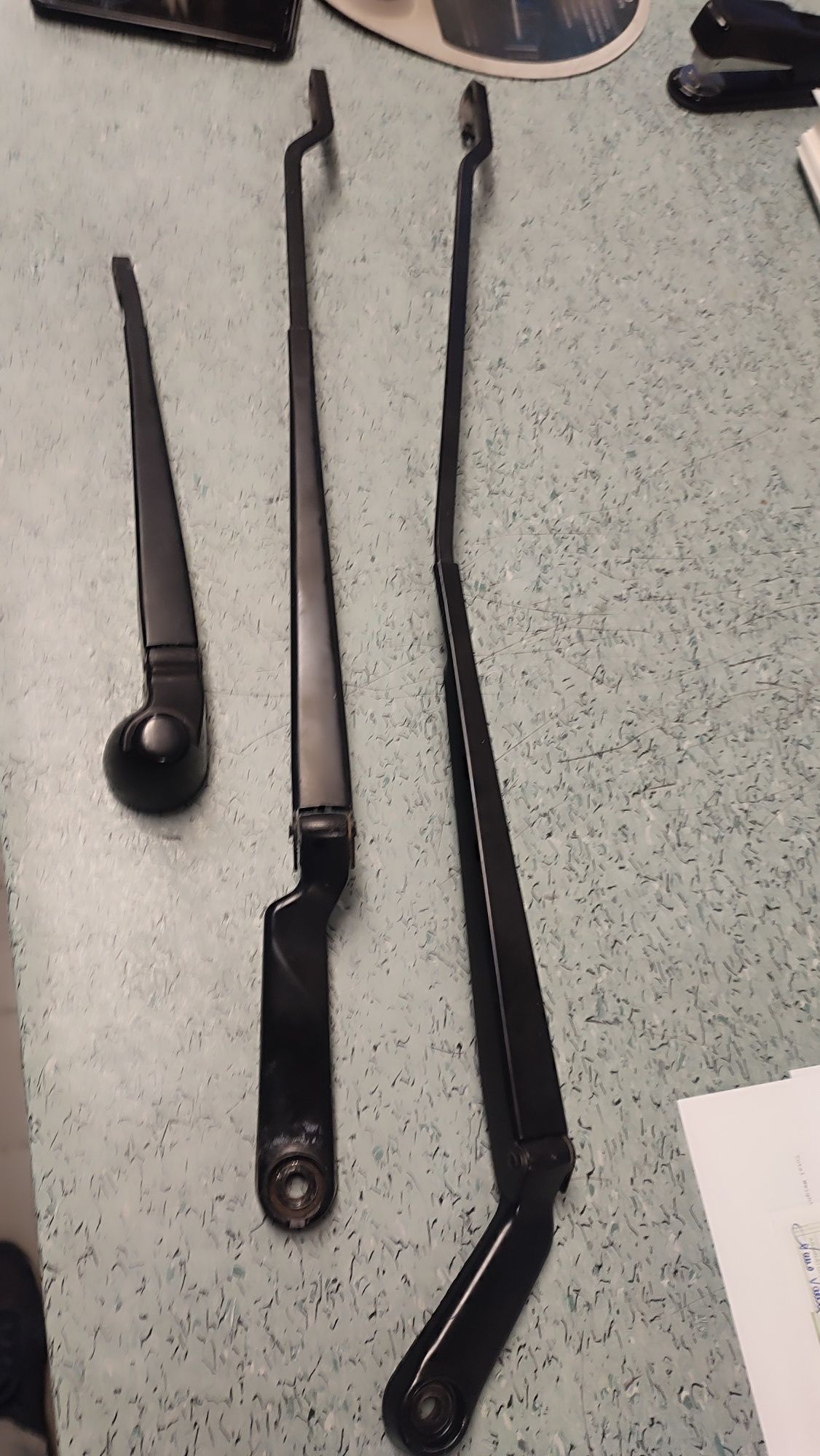Braço esquerdo, direito e traseiro limpa vidros VW golf IV