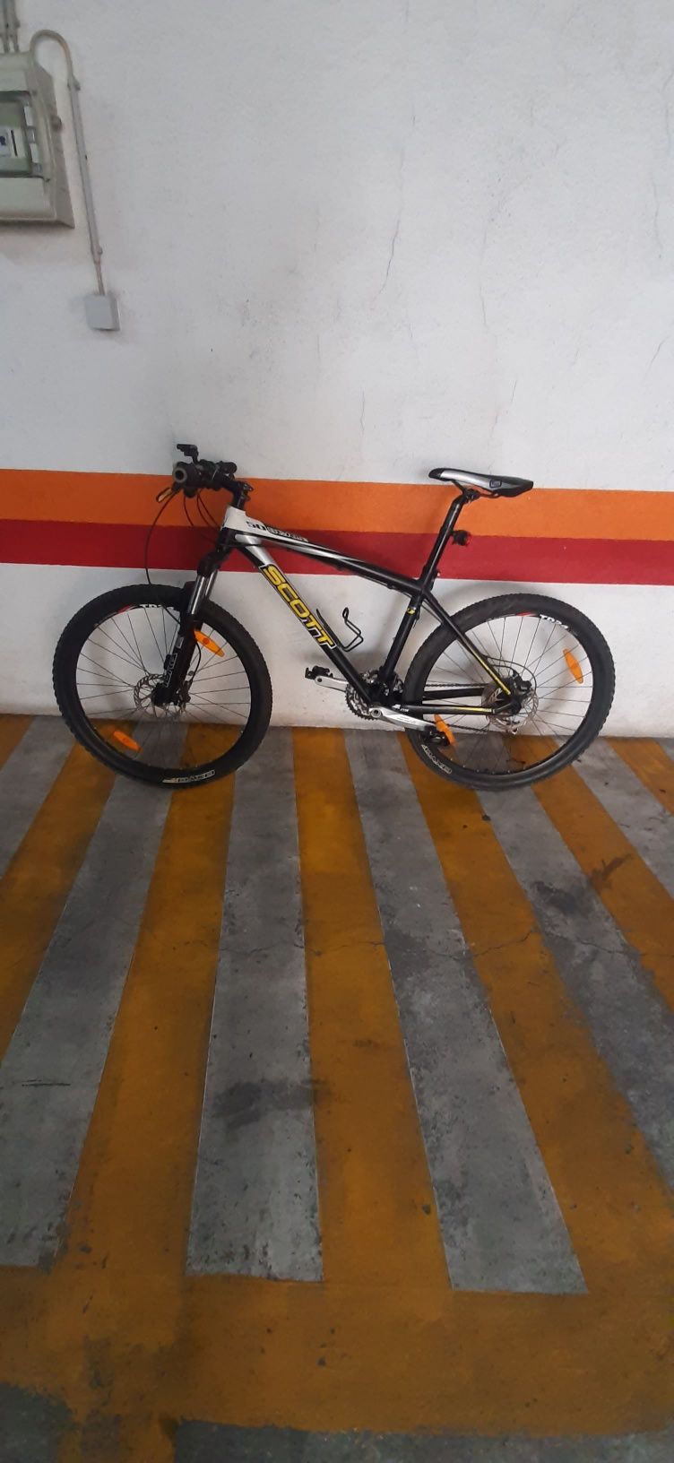Aceito Trocas  Scott scale 50 roda 26 "MELHOR OFERTA"