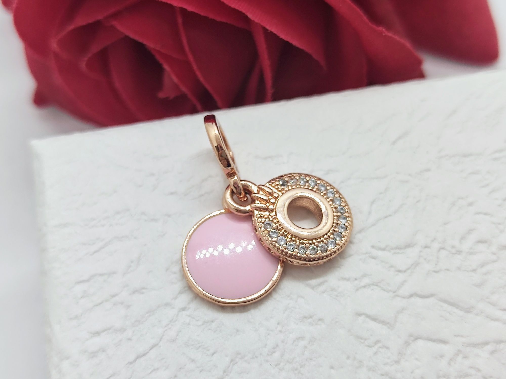 Charm's zawieszka podwójny S925 rose gold O w koronie