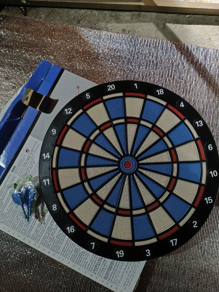 Nerf e alvo com setas