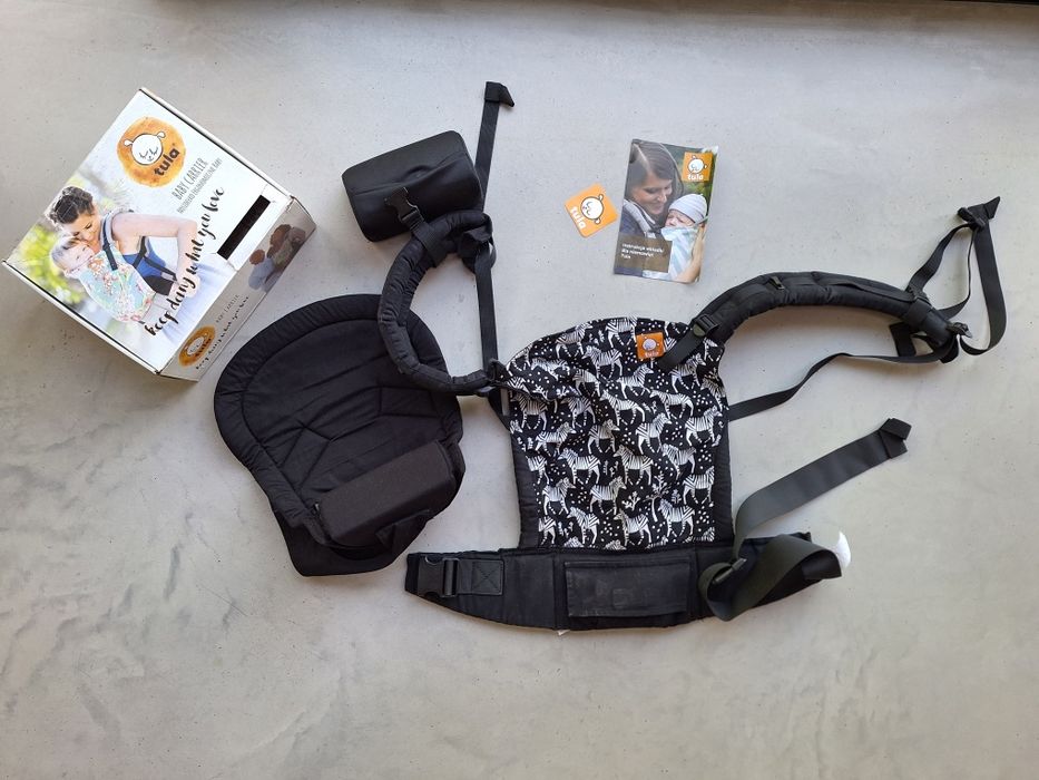 Nosidło Tula w zebry + wkładka dla niemowlęcia