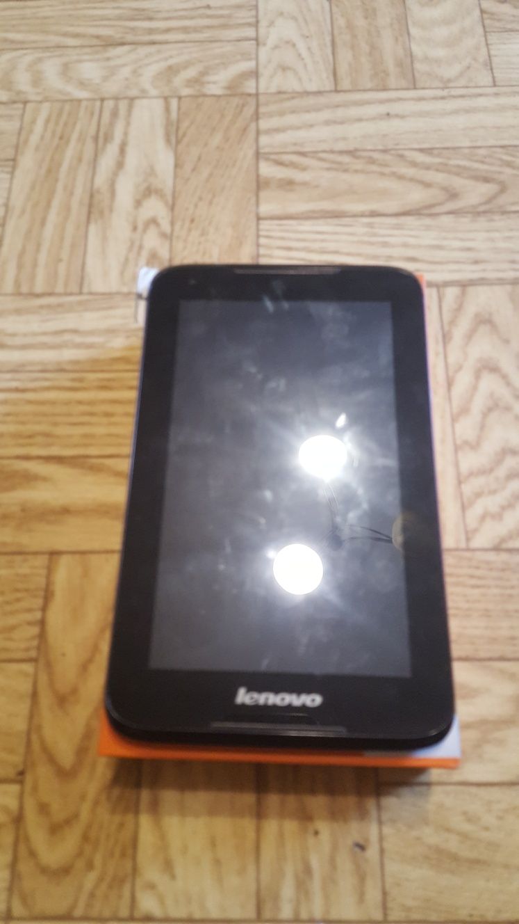Tablet Lenovo IdeaTab A1000-F