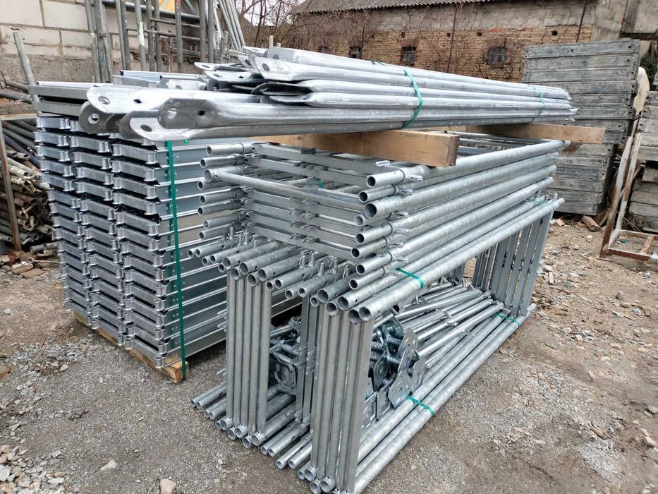 Rusztowanie pletak 9 x 10,5m PODESTY STALOWE