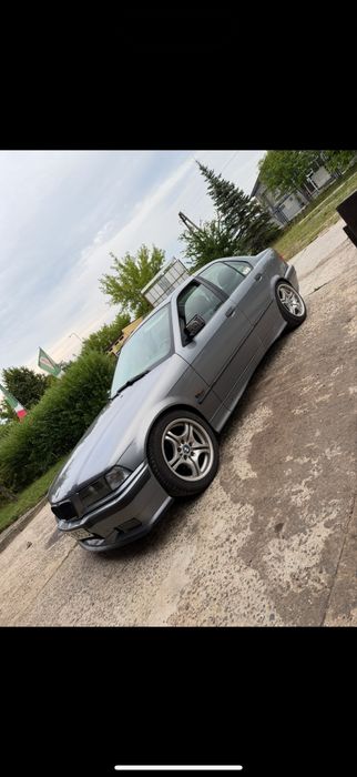 Bmw E36 320i / 2.8 automat  E30 2.4 9000 bez negocjacji