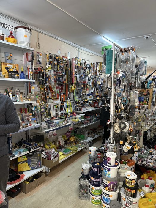 Продам действующий торговый бизнес (магазин стройматериалов)