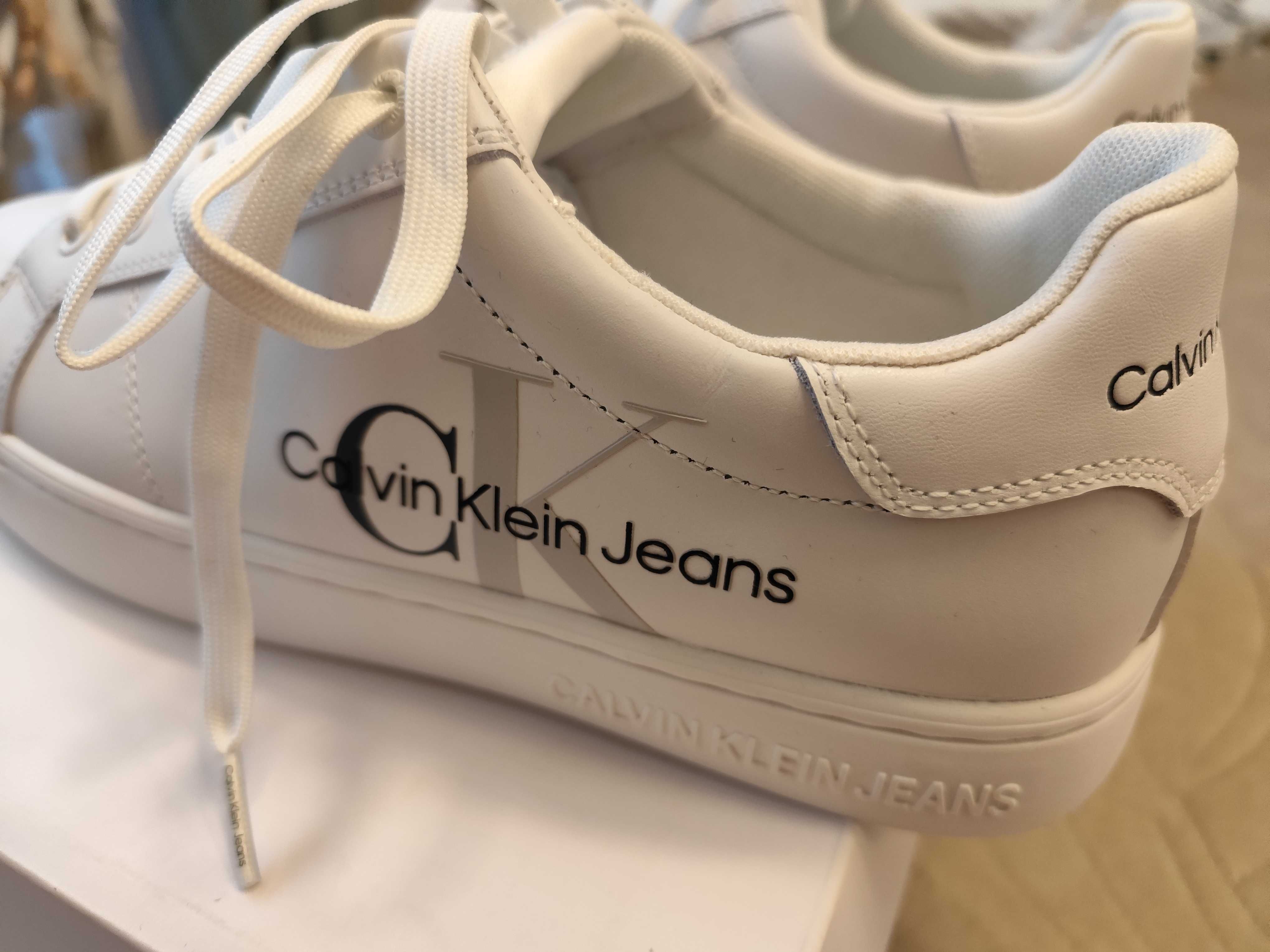 Buty Calvin Klein białe rozmiar 44