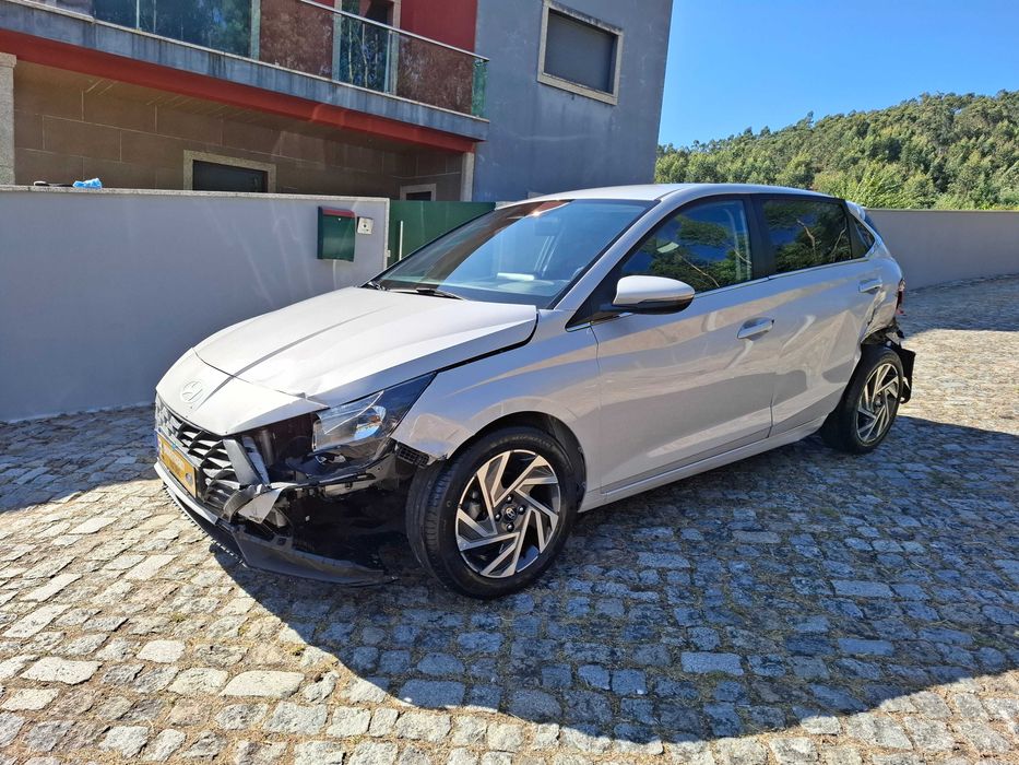 Hyundai i20 1.2 MPI Comfort apenas 10 mil kms nacional de 11/2024