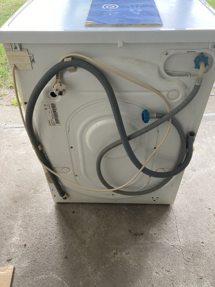 Pralka Indesit WISL 105 PL