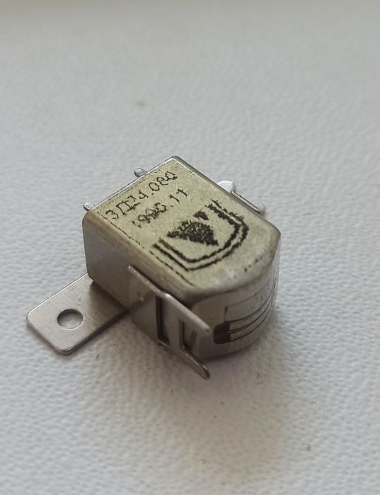 Головки касетного магнитофона 3д24.080 3д24.081 3д24.082 Монолит Д810