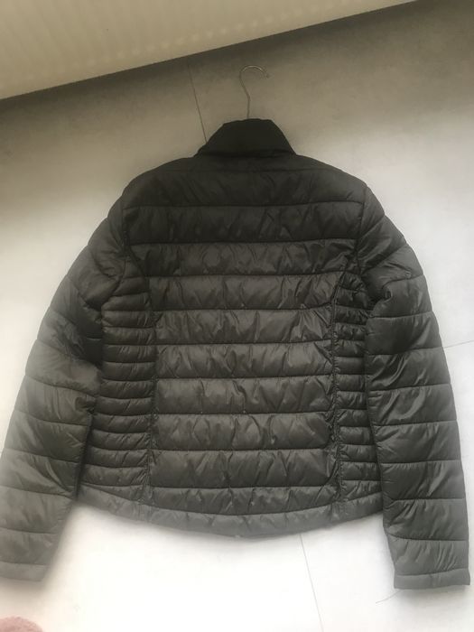 Куртка жіноча