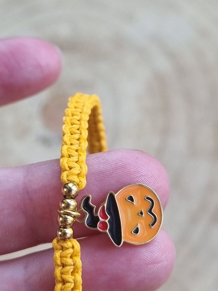 Żółta bransoletka dynia makrama handmade rękodzieło