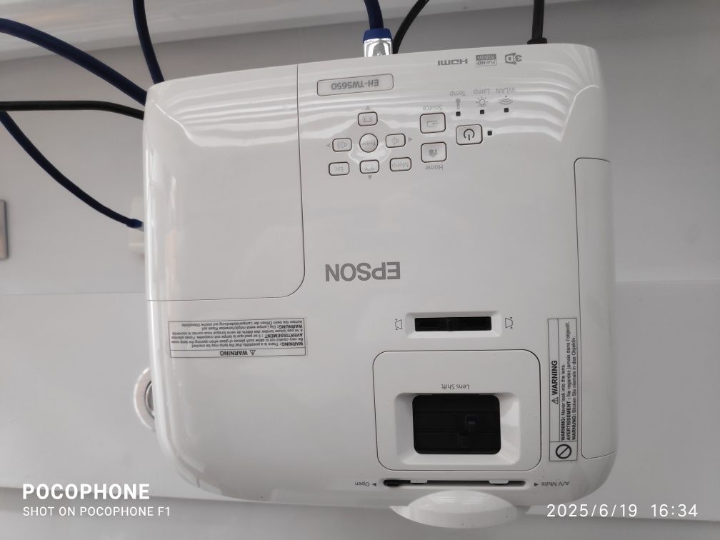 Projektor Epson EH-TW5650 Full HD / 3D / HDMI + oryginalna lampa i uch