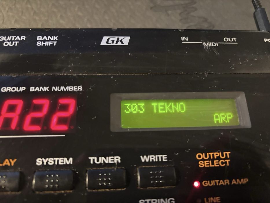 Roland GR-33 e GLab controlador