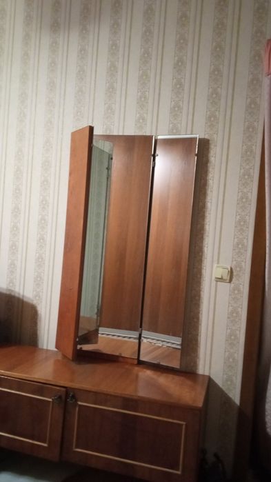 Трюмо бу в отличном состоянии