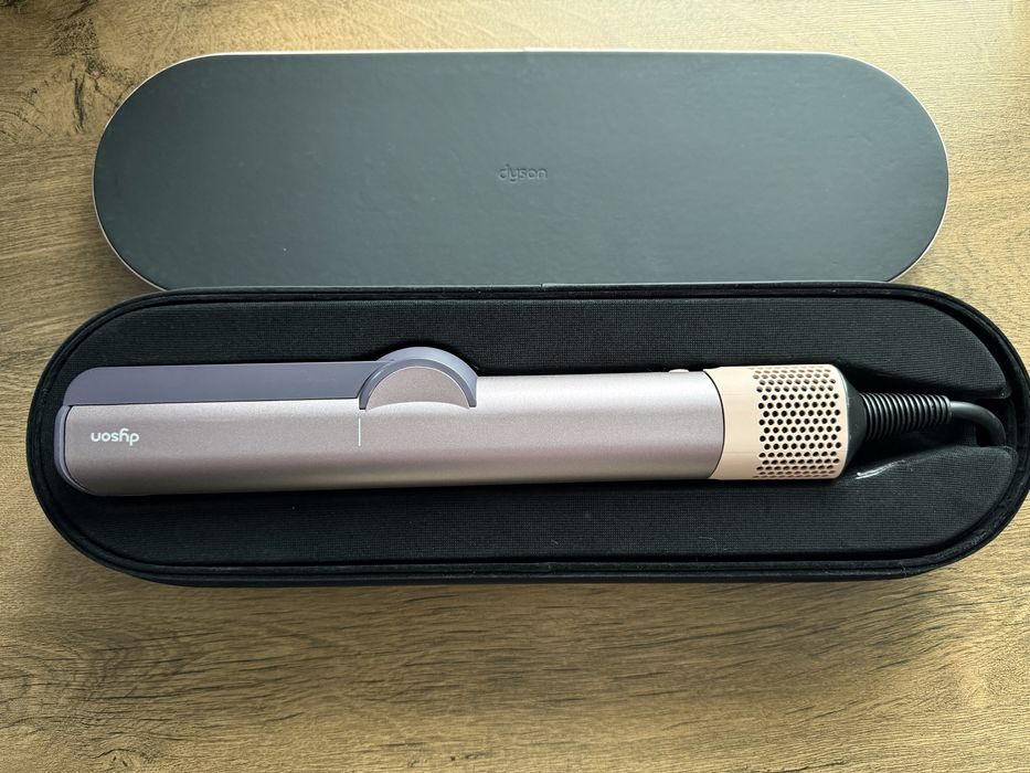 Dyson Airstrait випрямляч для волосся