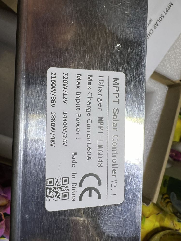 Контроллер заряда солнечной батареи MPPT 60A