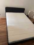 Estrutura de cama + colchão ikea - como novo