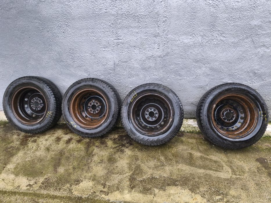 Колеса в зборі на зимовій резині R14